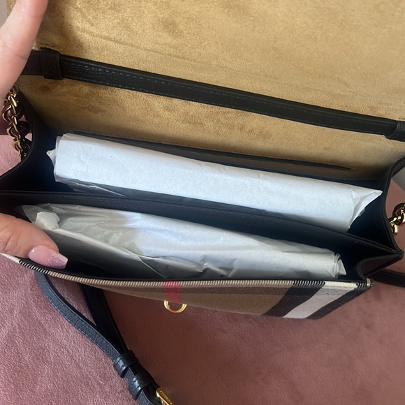 Burberry Crossbody - Picture 7 of 10